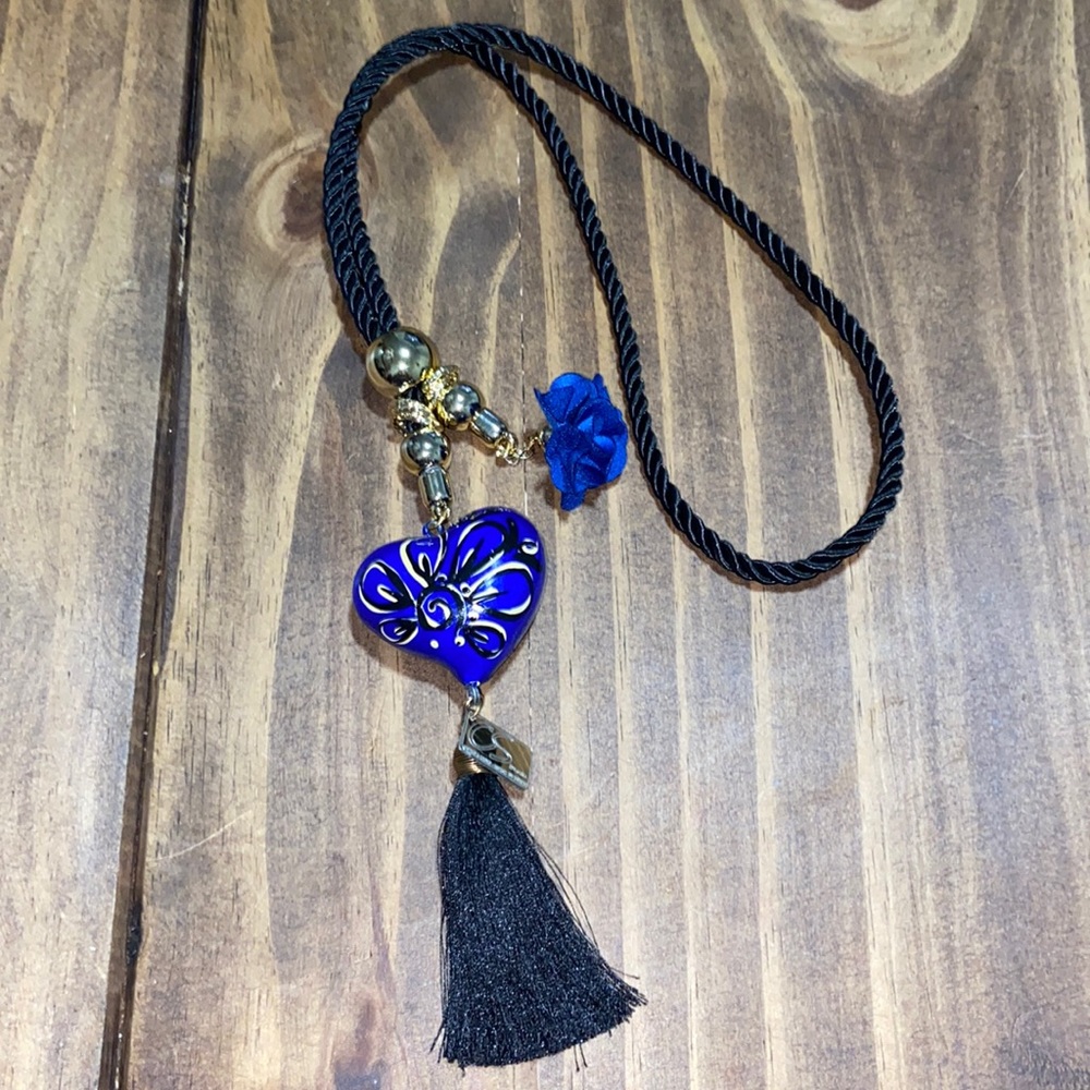 Beautiful handmade necklace made in Mexico